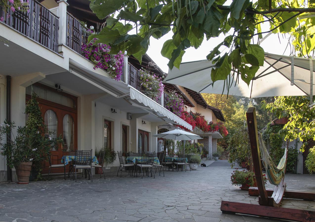 Villa Tourist Farm Pri Andrejevih Narin Exterior foto